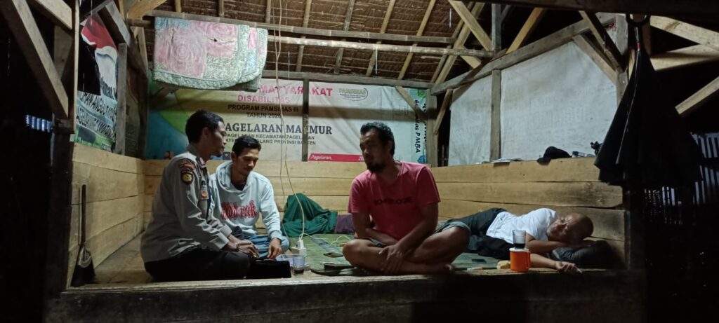 Polsek Pagelaran Terus Tingkatkan Patroli Preventif Demi Keamanan Wilayah 6 WhatsApp Image 2023 10 12 at 19.21.39