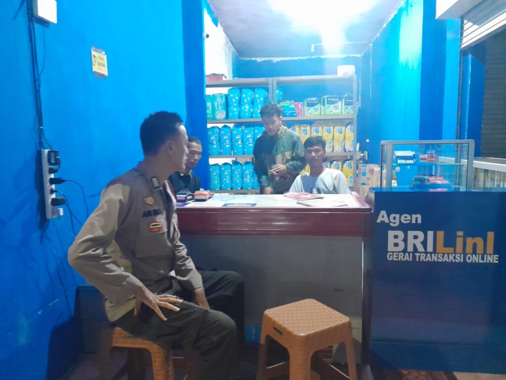Polsek Pagelaran Terus Lakukan Patroli untuk Cegah Tindak Kriminalitas 5 WhatsApp Image 2023 10 14 at 11.48.42