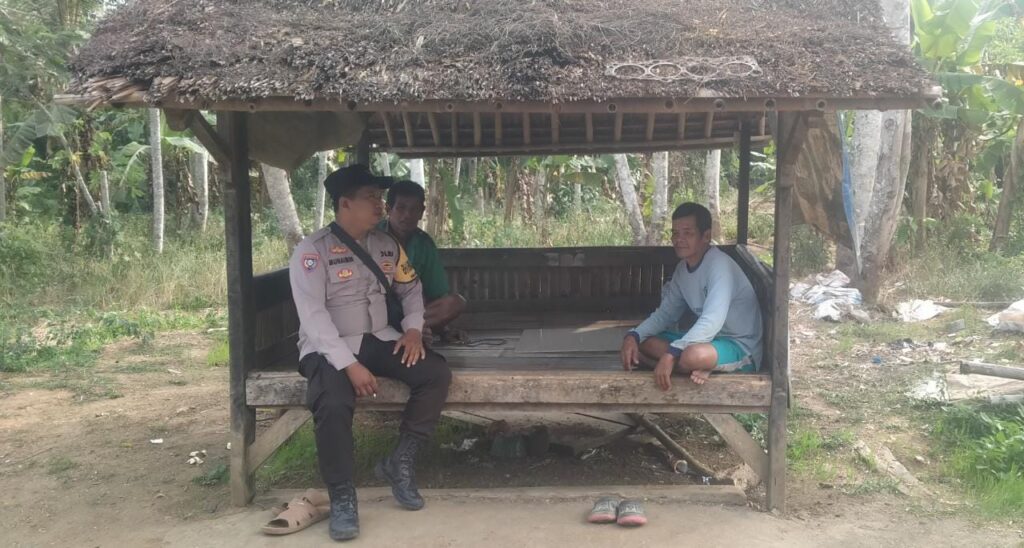 Polsek Munjul Lakukan Kegiatan Rutin yang Ditingkatkan (KRYD) Untuk Mencegah Gangguan Kamtibmas 9 WhatsApp Image 2023 10 20 at 14.13.26