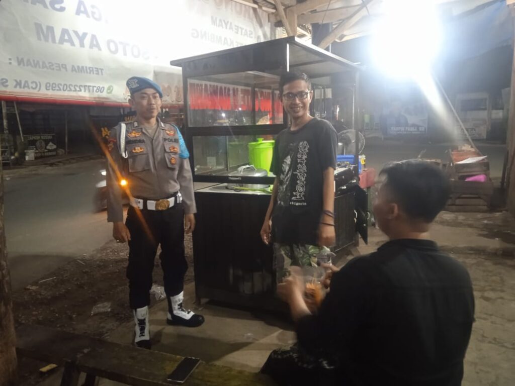 Polsek Jiput Gelar Sambang Warga untuk Menjaga Kamtibmas dan Cegah Hoax 9 WhatsApp Image 2023 10 25 at 09.49.26