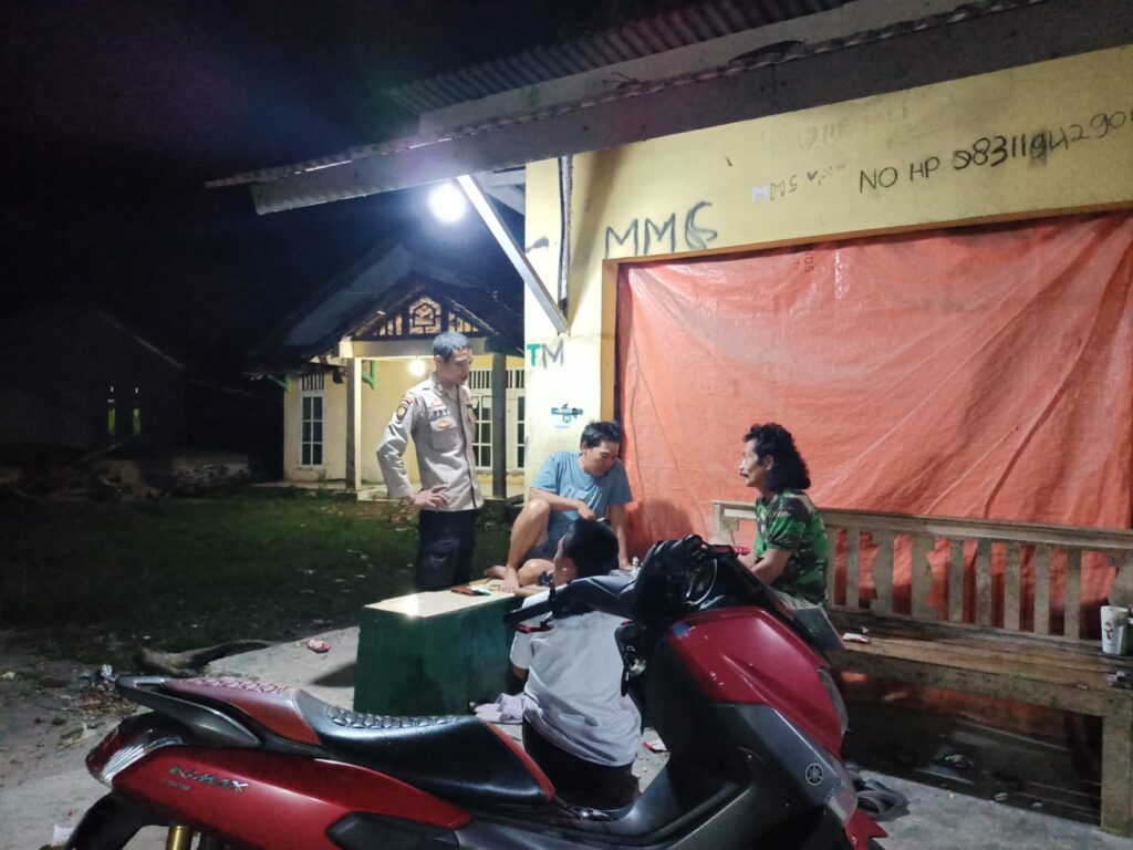 Polsek Pagelaran Melakukan Patroli dan Sosialisasi Kamtibmas 5 WhatsApp Image 2023 10 27 at 14.42.09