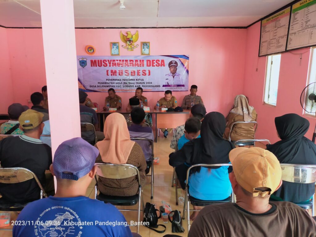 Bhabinkamtibmas Polsek Panimbang Hadiri Musyawarah Desa (Musdes) di Bojen Wetan 1 WhatsApp Image 2023 11 06 at 10.51.54