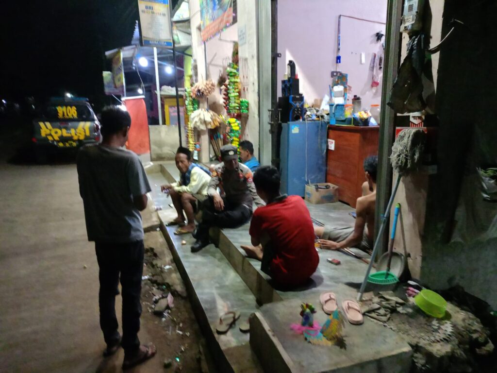 Cegah Tindak Kriminalitas Polsek Jiput Tingkatkan Patroli Malam 7 WhatsApp Image 2024 05 24 at 20.33.31